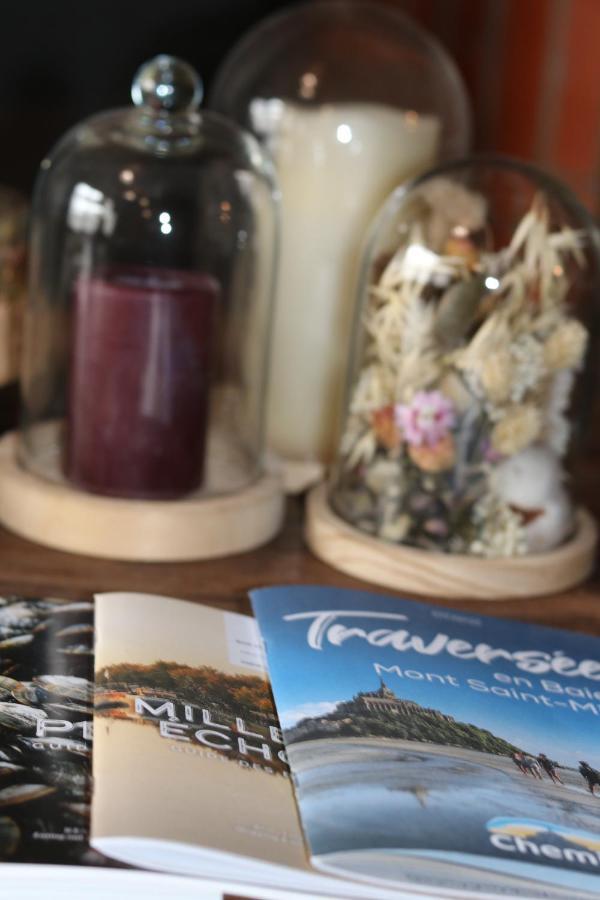 Au Detour Du Mont Chambres D'Hotes Roz-sur-Couesnon Extérieur photo