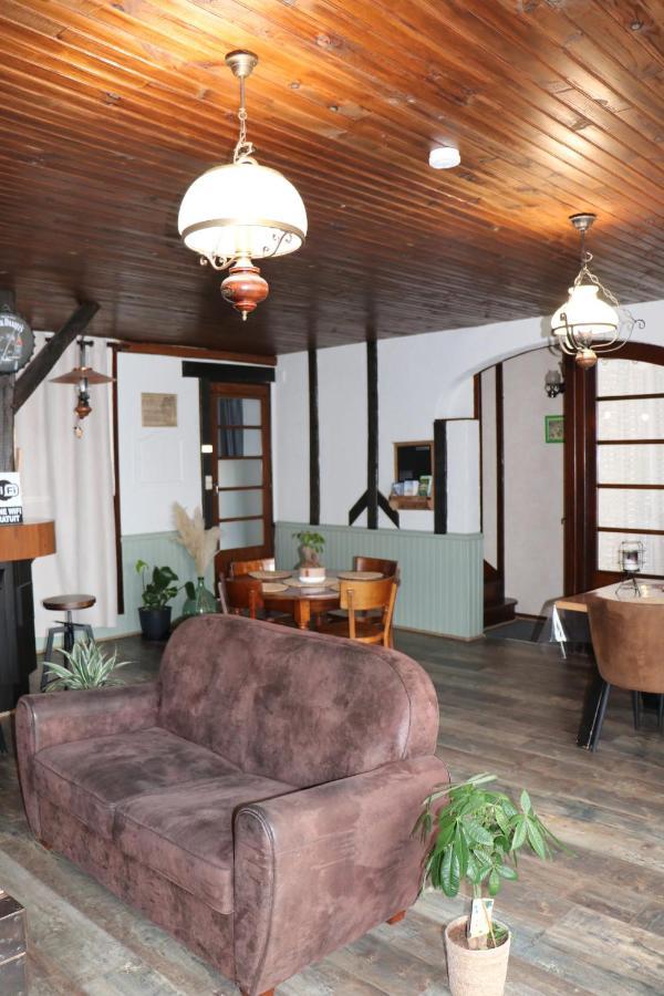 Au Detour Du Mont Chambres D'Hotes Roz-sur-Couesnon Extérieur photo
